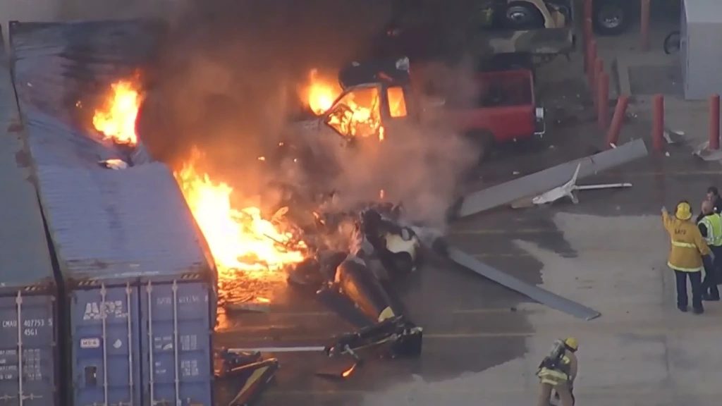 Helikopter van NBC News stort neer tijdens filmen dodelijk ongeluk
