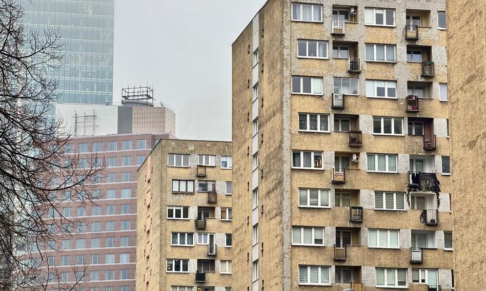 Reklama na elewacji bloku? Fiskus chce opodatkować mieszkańców wspólnot